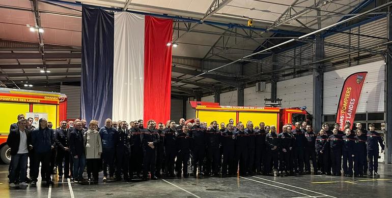 Photo des troupes du SDIS 40 à la cérémonie de la Sainte Barbe à Mont-de-Marsan
